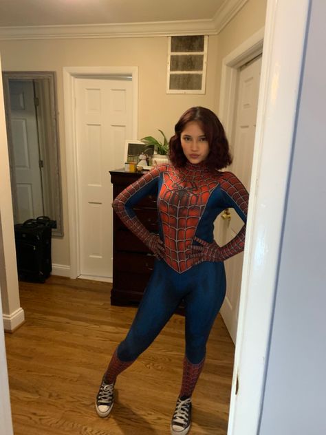 Diy Gwen Spiderman Costume, Halloween Boys Costumes, Spider Woman Halloween, Spider Woman Costumes, Spiderman Halloween Costume, Spiderman Halloween, Dead Island 2, Spiderman Girl, Easy Halloween Costumes For Women