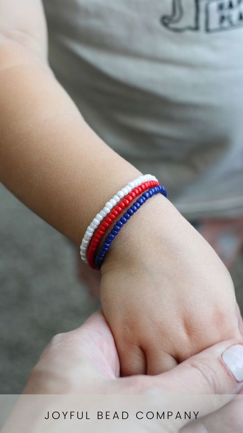 bracelets for babies The Fourth Of July, Baby Bracelet, Creative Crafts, Fourth Of July, Handmade Bracelets, Embroidered Friendship Bracelet, Stocking Stuffers, Baby Gifts, Stockings