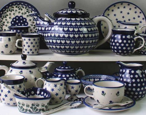 Polish Pottery Display, Boleslawiec Pottery, Polish Pottery Boleslawiec, Pottery Display, Handmade Ceramic Planters, Polish Ceramics, Polish Stoneware, White Pottery, Blue Pottery