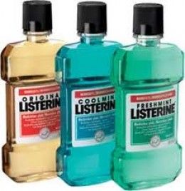 Unusual Uses For Listerine Alternative Uses for Listerine Did you know that Listerine was originally created for Dandruff? It has many uses from Cleaning to Rashes and Fungal Infections Uses For Listerine, Listerine Mouthwash, Homemade Mouthwash, Cracked Heels, Homemade Remedies, Mouthwash, Health And Beauty Tips, Oral Health, Beauty Secrets