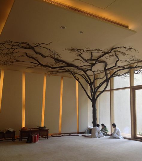 Meditation Room Interior, Soul Interior Design, Healing Center Design Spaces, Nature Spa Design, Spa Meditation Room, Meditation Room Interior Design, Corner Tree Decor, Yoga Place Design, Yoga Center Design Interior