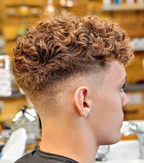 Perm Cut, Curly Men, Undercut Curly Hair, Mens Hairstyles Curly, Messy Curly Hair, Men's Curly Hairstyles, Curly Cuts, Curly Hair Fade, Curly Undercut