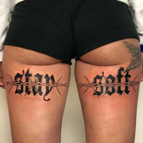 #CoolTattoos #TattooArt #InkMaster #TattooDesigns #InkedUp #TattooLovers #InkInspiration #TattooIdeas #CreativeInk #TattooStyle Back Of Thigh Tattoos Women Writing, Tattoo Ideas On Leg, Stomach Lettering Tattoo Women, Under Bum Tattoo, Under Cheek Tattoo, Buttcheek Tattoo, Back Of Leg Tattoo Women, Hip Bone Tattoo, Tattoos Under Buttcheeks