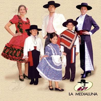 Traditional Chilean Clothing, Chilean Traditional Clothing, Traditional South American Clothing, Chilean Clothing, Family Culture, National Clothes, National Dress, Folk Dresses, Textiles Fashion