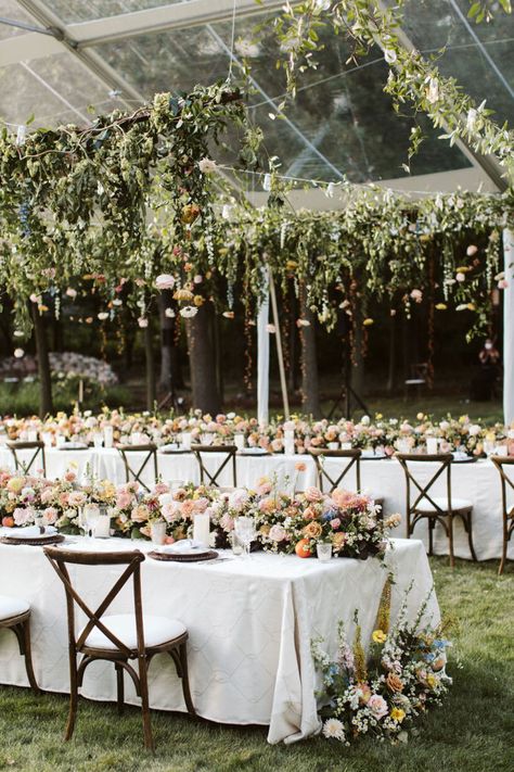 A Whimsical Backyard Wedding With Father Of The Bride Vibes ⋆ Ruffled Backyard Microwedding, Whimsical Backyard, Bride Party Dress, Father Of The Bride Wedding, Bride Vibes, Crystal Cake Stand, Scalloped Sleeves, Column Wedding Dress, Wedding Chicago