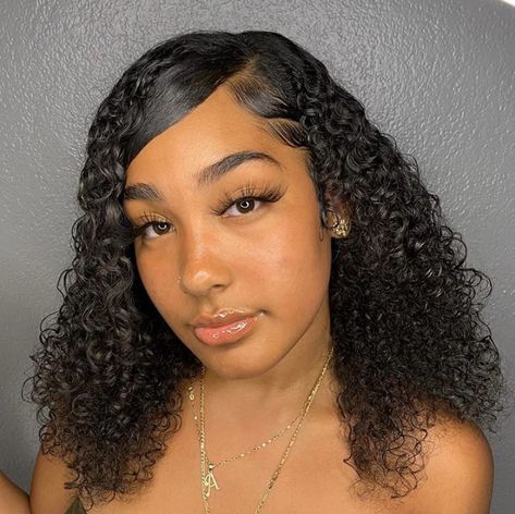 Slick Side Part Curly Hairstyles, Side Part With Curly Hair, Slicked Side Part Curly Hair, Slicked Front Curly Hair, Side Swoop With Curly Hair, Side Part Swoop Curly Hair, Slick Side Part Hair Down Curly, Side Swoop With Curls, Side Part Curly Hair Natural