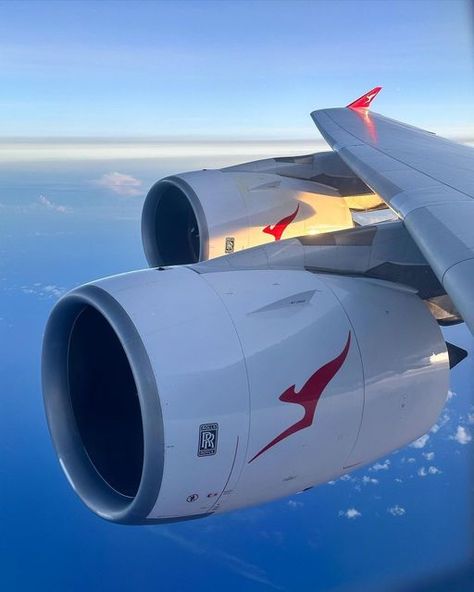 Qantas on Instagram: "A380 window views are just 😍👌 📸: @jetawayjames #qantas #a380 #airbusa380" Qantas A380, Qantas Airlines, Airplane Interior, Window Views, Airplane Wallpaper, Aircraft Interiors, Air Photo, Airbus A380, Wallpaper Vintage