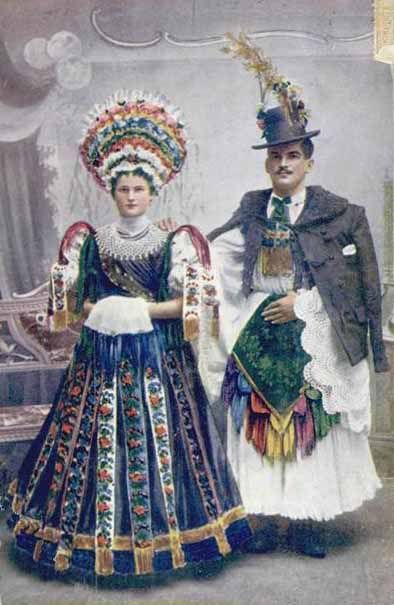 Hungarian traditional wedding dresses for men and women. Description from pinterest.com. I searched for this on bing.com/images Hungarian Clothing, Basic Embroidery, Traditional Wedding Attire, Ballet Costume, Hungarian Embroidery, Folk Dress, Folk Clothing, Wedding Costumes, Folk Dresses