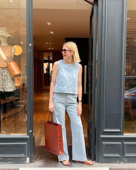 Kelly Rutherford Instagram, Kelly Rutherford Aesthetic, Lily Vanderwoodsen Style, Lily Vanderwoodsen, Top Vaquero, Kelly Rutherford Style, Birkin Mom, Kelly Rutherford, Mum Fashion