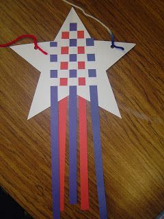 Mrs. T's First Grade Class: Veterans Day Veterans Day Crafts For Kids, Veterans Day Crafts, Paper Plate Animals, Veterans Day Activities, 4th Of July Crafts, Patriotic Art, Puffy Paint, Animal Crafts For Kids, Patriotic Crafts