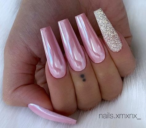 Ballerina Nails. Pink Nails. Chrome Nails. Acrylic Nails. Spring Nails. Pink Chrome Nails Acrylic, Pink Crome Nail, Pink Chrome Acrylic Nails, Chrome Nails Acrylic, Pink Nails Chrome, Pink Chrome Nails, Nails Chrome, Chrome Nails Designs, Eyelash Kit