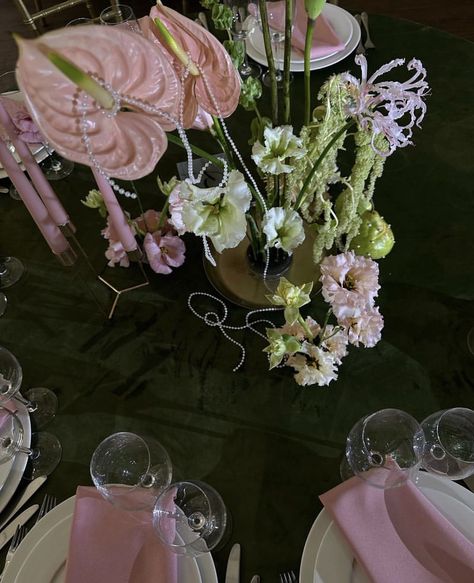 Pearls In Flower Arrangements, Dinner Table Set Up, Modern Bridal Bouquets, Wedding Collage, Luxury Wedding Decor, Wedding Set Up, Flower Therapy, Wedding Table Settings, Wedding Mood Board