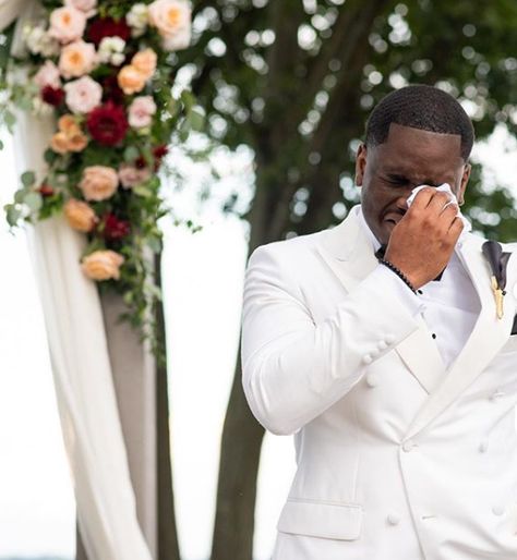 Black Wedding Moment Of The Day: We Can't Get Enough Of This Groom Happy Crying At The Altar Soulmate Wedding, Black Husband, Groom Crying, Happy Crying, Black Groom, To My Soulmate, Flower Theme, Elegant Sophisticated, To My Husband