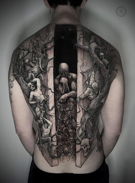 Demonology Tattoo, Horro Tattoos Sleeve, Dark Back Tattoos For Guys, Rotting Tattoo, Dark Tattoo Sleeve Men, Cerberus Back Tattoo, Creepy Back Tattoos, Pretty Tattoos For Men, Bone Back Tattoo