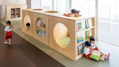 KIKUMOTO Preschool Children Library Design, Elementary School Projects, Children Library, Furniture School, Kindergarten Interior, Kids Playroom Decor, Childrens Library, Kids Library, Kids Mood