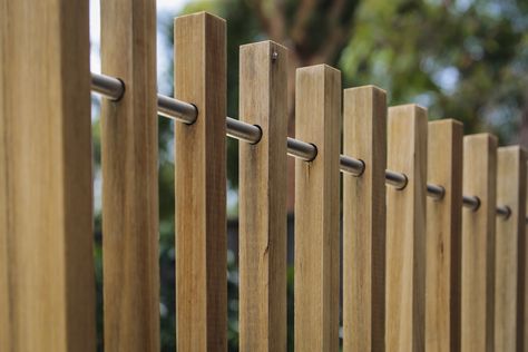 Batten Fence, Timber Screen, Split Rail Fence, Fence Stain, Timber Battens, Timber Screens, Living Fence, Fencing Ideas, Timber Fencing