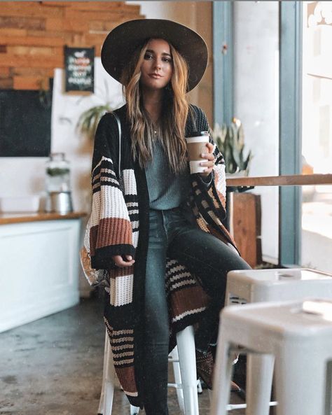 1714726c817af50457d810aae9d27a2edesc34051469ri Boho Winter Outfits, Mode Ulzzang, Stile Boho Chic, Moda Hippie, Look Boho Chic, Boho Styl, Mode Hippie, Estilo Hippie, Stil Boho