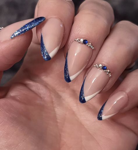 Silver Almond Nails, Royal Blue Prom Nails, Blue Prom Nails, Nail Parlour, Blue And Silver Nails, Royal Blue Nails, Trendy Nail Art Designs, Trendy Nail Art, Trendy Nail