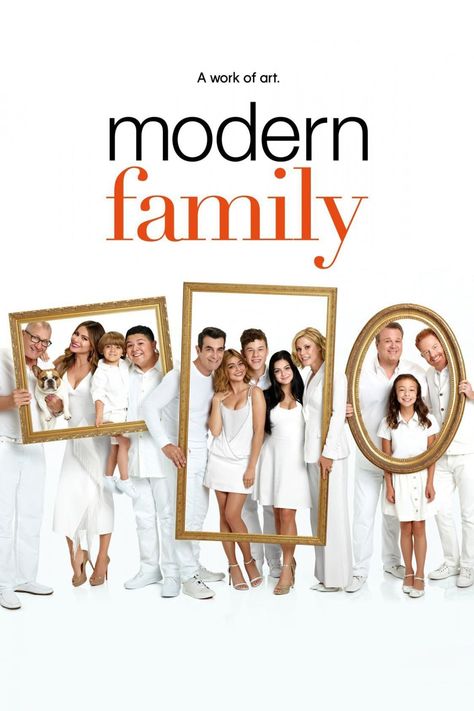 Modern Family Dunphy, Rico Rodriguez, Fun Family Photos, Julie Bowen, Gentleman Jack, Sarah Hyland, Ensemble Cast, Movie Themes, Rotten Tomatoes