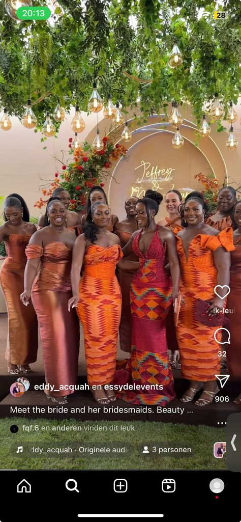 Dark Skin Bridesmaid Dress, African Wedding Bridesmaid Dresses, Liberian Clothes, African Bridesmaid Dresses Traditional, Liberian Wedding, Ghana Traditional Wedding, African Wedding Theme, Boss Friends, African Inspired Wedding