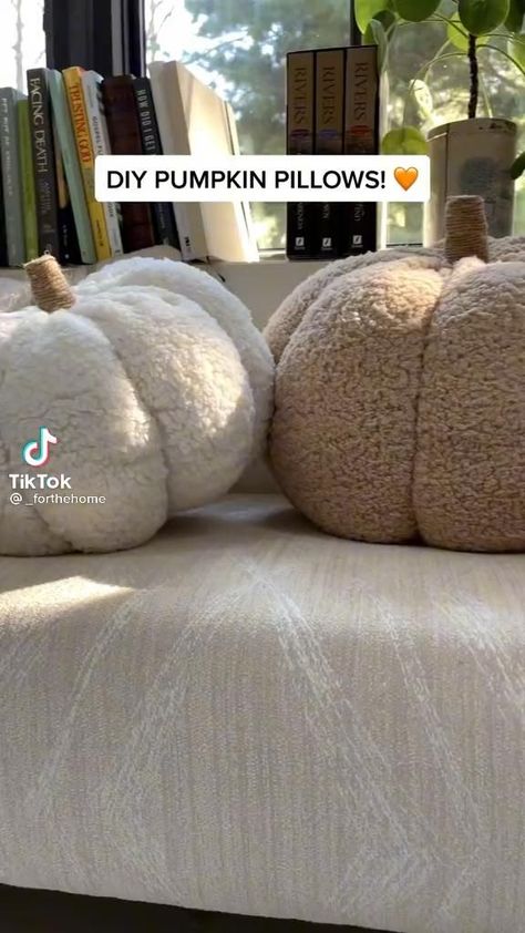 Diy Pumpkins Decor, Pumpkins Out Of Sweaters, Fall Aesthetic Decor Bedroom, Decorating For The Holidays On A Budget, Autumn Aesthetic Decor Diy, Unique Fall Crafts To Sell, Plush Pumpkins Decor, Diy Antique Decor Craft Projects, Fall Halloween Decor Apartment