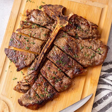 Recipes With Meat, Porterhouse Steak Recipe, Summer Baking Recipes, Easy Bean Recipes, Puppy Chow Recipes, Porterhouse Steak, Winter Cooking, Eat Beef, Food Contest