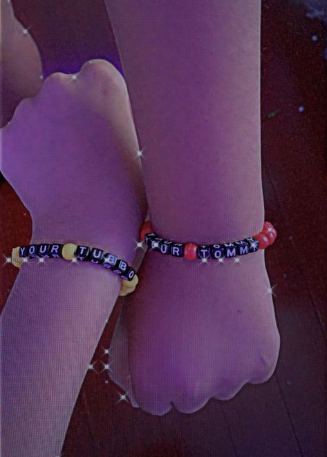 Lovejoy Bracelet Ideas, Ranboo Bracelet, Dsmp Bracelet Ideas, Dsmp Accessories, Lovejoy Bracelet, Dsmp Kandi, Dsmp Bracelets, Dsmp Crafts, Your Tommy Your Tubbo