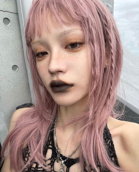 Pink Balayage Hair, Brown To Pink Balayage, Diary Icon, Pink Balayage, Cute Diary, Under The Moon, Dye My Hair, Hair Reference, Hair Inspo Color