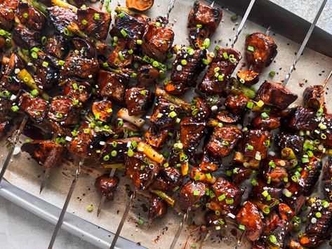 Texas Smoked Brisket, Korean Bbq Beef, Korean Bbq Sauce, Beef Skewers, Sirloin Tips, Asian Beef, Kabob Recipes, Korean Cooking, Duck Sauce