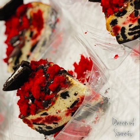 #redvelvet #cookiesncream #cheesecake #cheesecakes #cookiesncreamcheesecake #desserts #fooddelivery #bakery #sweets #treats #queenofsweets #dessert #foodporn #baker #queenofsweetsbakery #food #smallbusiness #georgiabaker #atlanta #atlantabaker #georgia #tasty#queenofsweetsowner #bestbakery #bestbaker FOOD-DELIVERY online bakery in Suwanee, GA. Up to 30 miles delivery! https://www.queenofsweetsbakery.com/ Bakery Sweets, Cookies And Cream Cheesecake, Online Bakery, Best Bakery, Cookies N Cream Cookies, Bake Sale, Sweets Treats, Food Delivery, Red Velvet