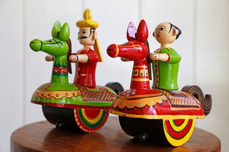 The Toy Made for Kings Zoo Toys, Wooden Toys Design, Wooden Rocking Horse, Handmade Wooden Toys, Toy Maker, Indian Crafts, Folk Dance, Indian Traditional, Metal Crafts