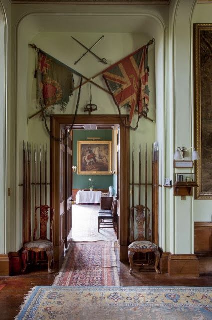 "Tweedland" The Gentlemen's club: The Scottish Country House by James Knox , Photographs by James Fennell . Scottish Country House, Castle Core, English Office, Scottish Interiors, Castle Interiors, Scottish Decor, Scottish House, Scottish Style, Irish Country