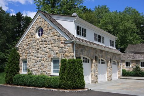 Fairfield House, Detached Garage Designs, Breezeway Ideas, Carriage House Garage, Garage Guest House, Carriage House Plans, Garage Addition, Garage Exterior, Shed Dormer