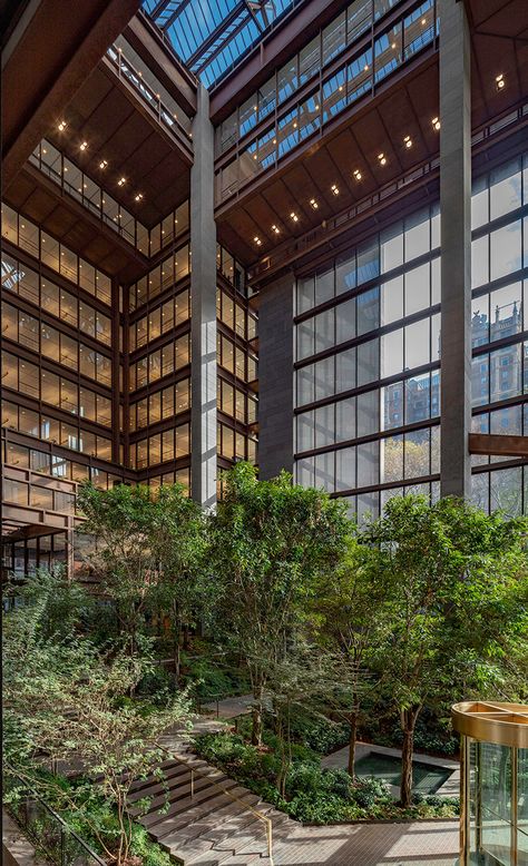 Atrium Building, Foundation Building, Atrium Garden, Nyc Landmarks, Ford Foundation, Brick Path, Backyard Area, Architectural Designer, Community Park