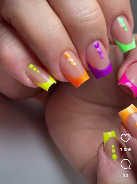 Neon Fade Nails, Pride Nail Designs Short, 80s Inspired Nails Neon, 80s Nails 1980s, Pride Month Nails, Pride Nails Designs, Pride Nail Art, Paw Print Nails, Nail Appliques