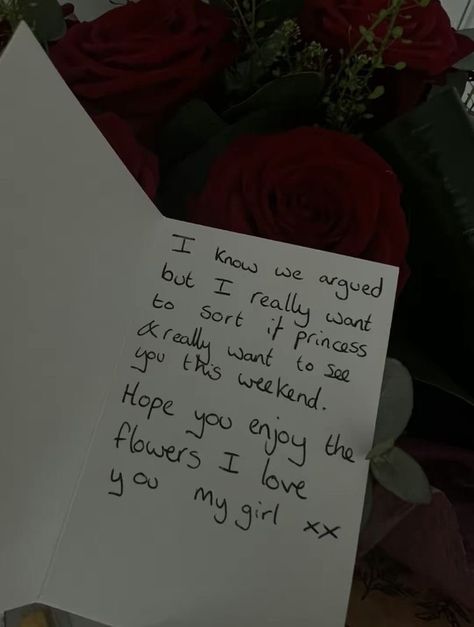 Grand Gestures Of Love Ideas, Rose Day Snap, Boyfriend Spoiling Girlfriend, Spoiled Girlfriend Aesthetic, Grand Gestures Of Love, Spoiled Girlfriend Goals, Romantic Bf, Manifestation 2025, Chill Pics