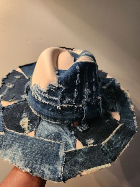 Denim Cowboy Hat, Denim Hats, Diy Hats, Dressy Hats, Classy Hats, Jean Hat, Denim Crafts Diy, Custom Bridesmaid Dress, Women Hats Fashion