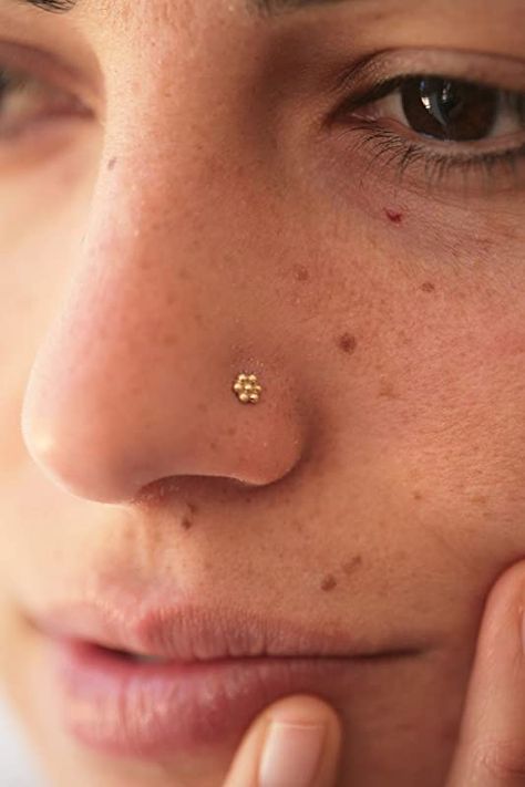 Boho Nose Ring, Stud Nose Piercing, Nose Stud Indian, Flower Nose Stud, Tiny Nose Studs, Tiny Nose, Cute Nose Piercings, Nose Piercing Stud, Gold Nose Stud