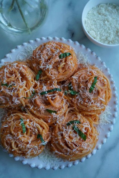 Pasta Nests, Pasta Table, Tomato Basil Pasta, Basil Pasta, Sundried Tomato, Parmigiano Reggiano, Tomato Basil, Food Is Fuel, Food Obsession