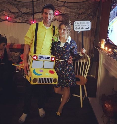 Diy Halloween Costumes For Couples, Miss Frizzle, Bus Party, Washer Toss, The Magic School Bus, Halloween Costumes Diy Couples, Costumes For Couples, Future Costume, Costumes Couture