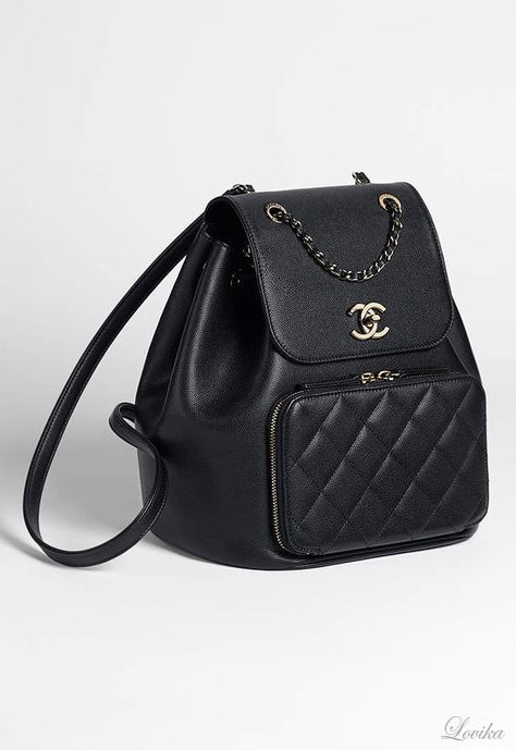 Chanel Bags Pre Spring-Summer 2017 | Lovika #handbags Mochila Chanel, Chanel Handbags Black, Tas Lv, Chanel Backpack, Luxury Purses, Black Leather Backpack, Fancy Bags, Burberry Handbags, Prada Handbags