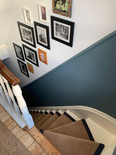 Staircase Wall Design Paint, Hallway Split Colour, Blue Victorian Hallway, Two Colour Hallway, Half Painted Stairway, Enclosed Stairs Decor, Two Tone Hallway Ideas, Green Panelled Hallway, Two Tone Stairs