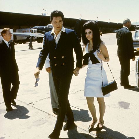 Precillia Presley, Young Priscilla Presley, Elvis Presley Priscilla, Elvis And Me, Elvis Presley Family, Elvis Presley Pictures, Elvis And Priscilla, Joseph Jackson, King Of Pop