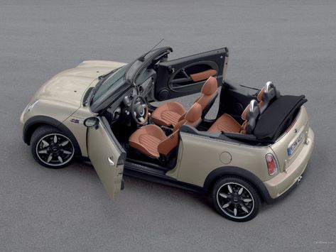 Mini Cooper Interior, Mini Cooper Accessories, Mini Cabrio, Mini Cooper Convertible, Car Deco, Mini Copper, Mini Convertible, Convertible Car, Dirt Track Racing