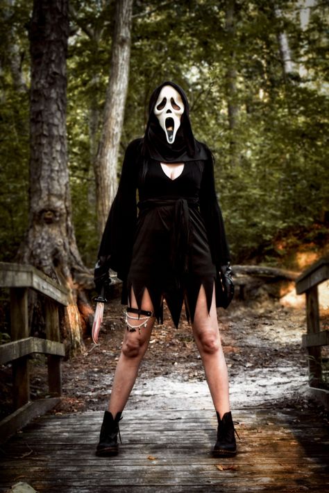 Ghost Face Photoshoot by @MelissaRoller Scream Photoshoot Women, Scream Photoshoot Halloween, Women’s Ghost Face Costume, Ghost Face Photoshoot Women, Plus Size Ghost Face Costume, Scream Mask Photoshoot Women, Ghost Face Photoshoot Ideas, Womens Ghost Face Costume, Ghost Face Costume Women Diy