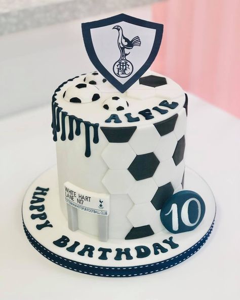 The Cake room on Instagram: “Happy birthday to Alfie 🥳🥳🥳 10 today! One year I might make him a cake that isn’t Spurs but I’m not holding my breath 😉 #birthday…” Spurs Cake Tottenham Hotspur, Spurs Birthday Cake, Birthday Cakes For 10 Year Boy, Cake For 10 Year Boy, Birthday Cake For 10 Year Boy, Tottenham Hotspur Cake, Spurs Cake, Phoenix Cake, Tottenham Cake