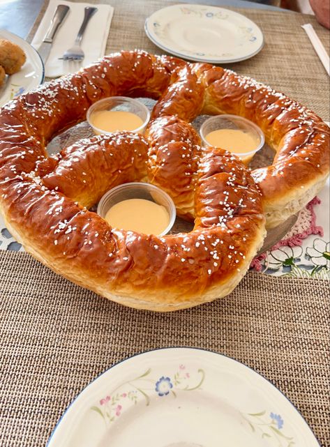 Giant pretzel with beer cheese Giant Pretzel, Birthday Things, Soft Pretzel, Giant Chocolate, Beer Cheese, Soft Pretzels, Chocolate Filling, Food Inspo, Summer Bucket