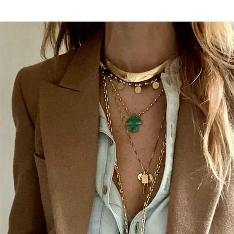 Mascia Tagliabue on Instagram: "Monday mood and favorite layering #jewelry #necklace #style" Chic Layered Necklace With Chunky Chain, Chic Gold-tone Chain Layered Necklace, Layered Necklaces Outfit, Bohemian Layered Pendant Necklace, Chic Everyday Multi-strand Layered Necklace, Chic Gold-tone Layered Necklace, Necklace Outfit, Layered Necklaces, Piercings