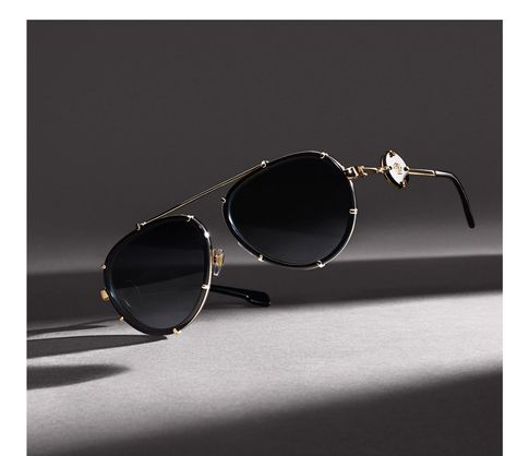 Versace Sunglasses Women, Fancy Glasses, Versace Eyewear, Black Round Sunglasses, Appointment Book, نظارات شمسية, Sunglasses Collection, Pilot Sunglasses, Versace Sunglasses