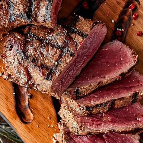 Best Top Round Roast Recipe, Top Round Roast Recipe, Blue Steak, Leftover Steak Recipes, Gourmet Steak, New York Strip Steak, Leftover Steak, Steak Rubs, Ny Strip Steak